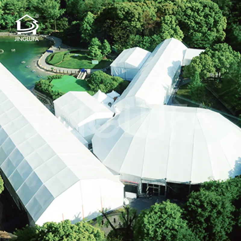 Polygonal tent